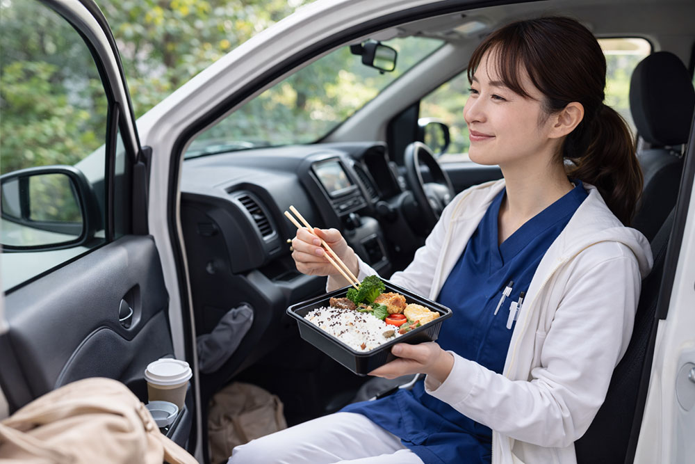 一日の流れー訪問看護の間で休憩を取ります
